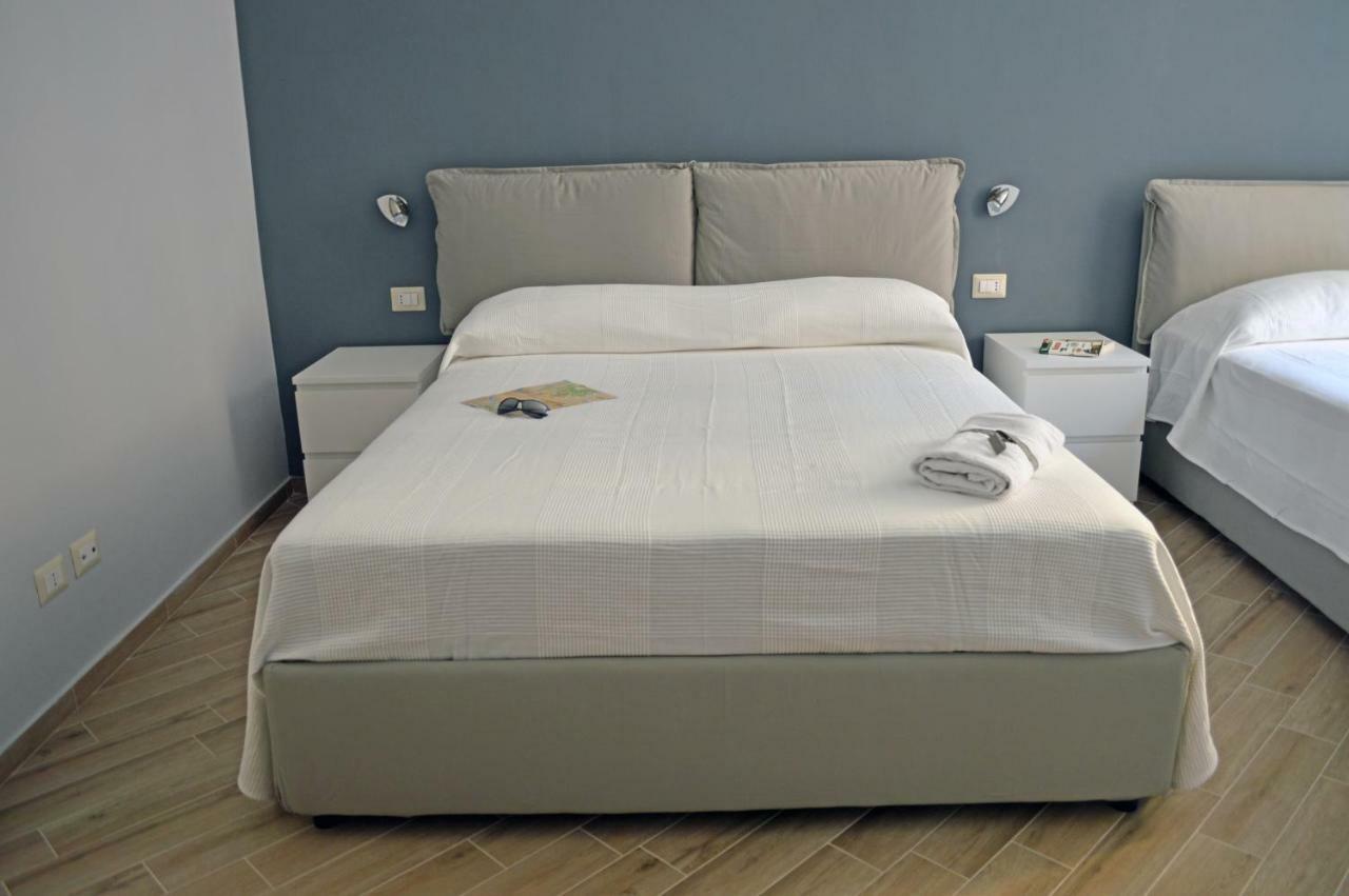 Colosshouse Guest House Рим Экстерьер фото